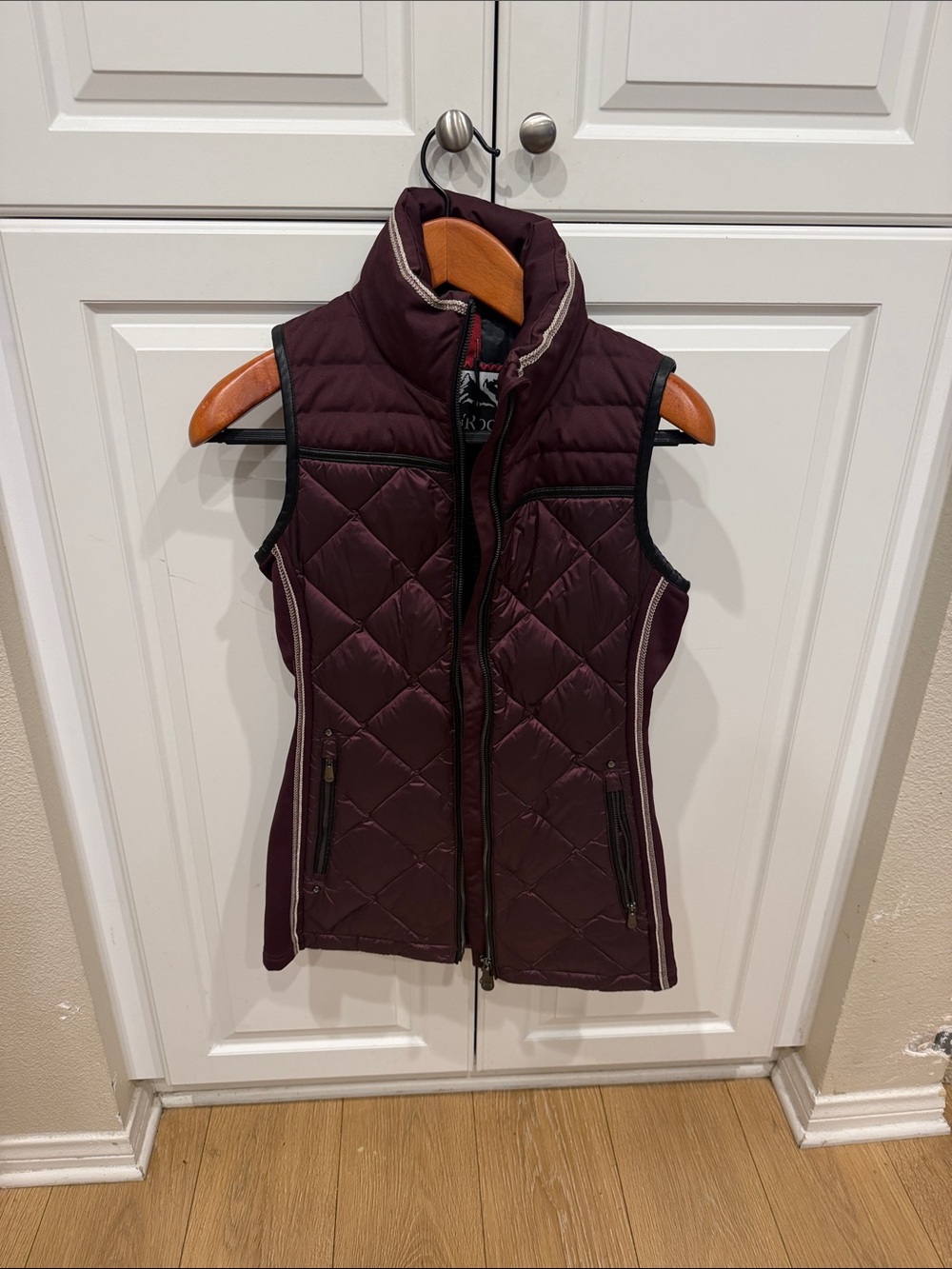 Women’s Quilted Puffer Vest - Deep Plum